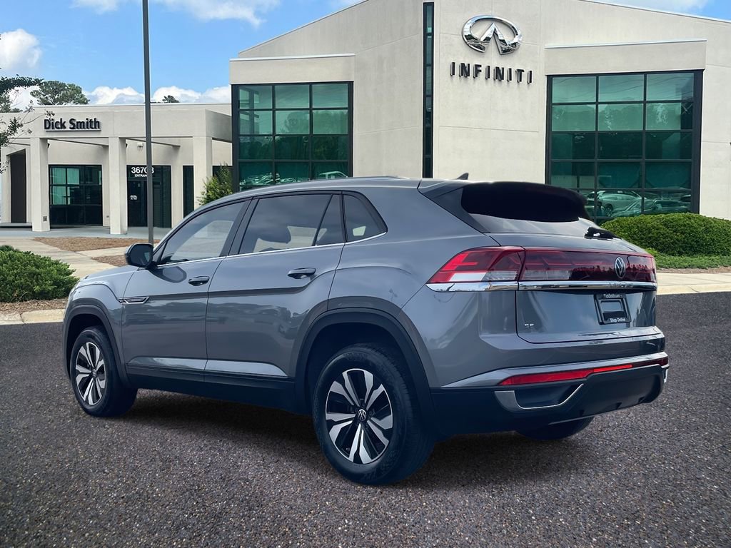 Used 2024 Volkswagen Atlas Cross Sport SE image 4