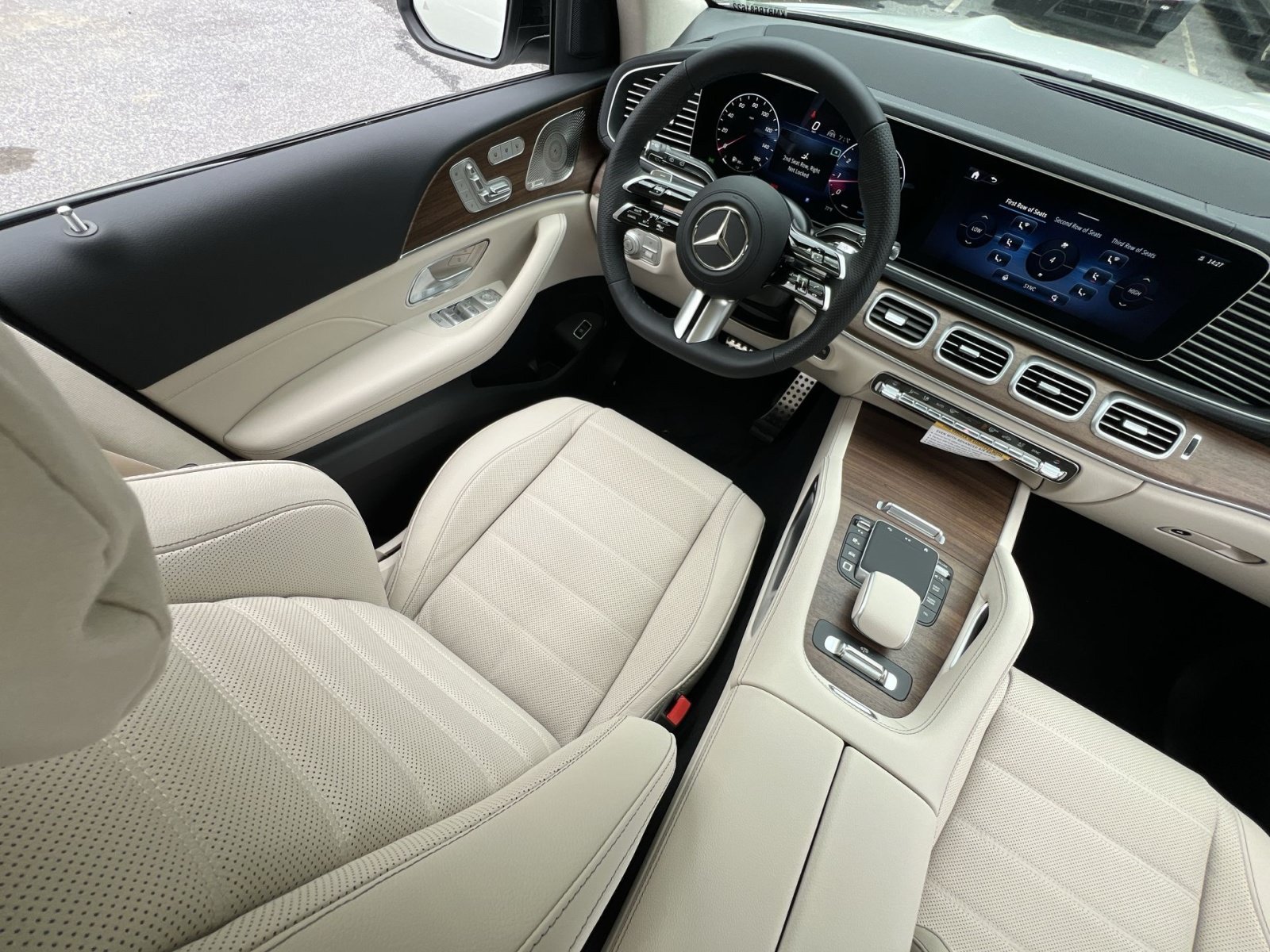 New 2026 Mercedes-Benz GLS 450 4MATIC image 16