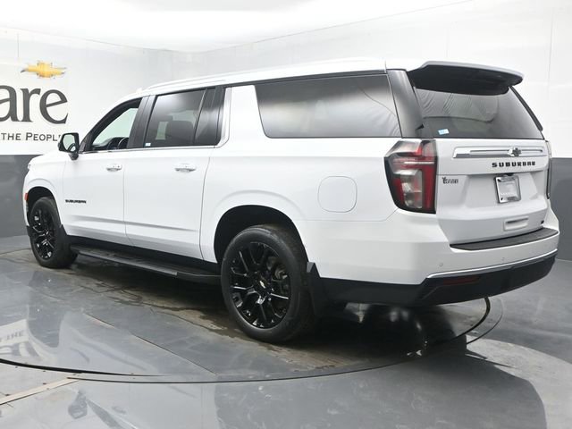 Used 2023 Chevrolet Suburban LT w/ Luxury Package image 39