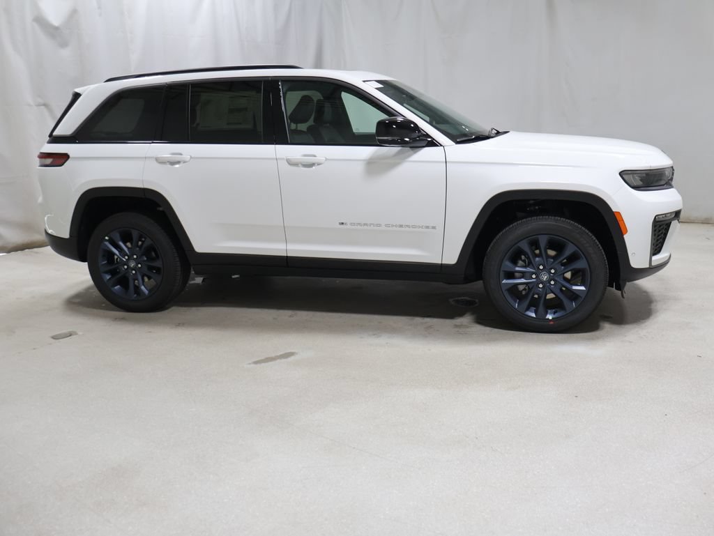New 2026 Jeep Grand Cherokee Limited AWD/4WD image 8