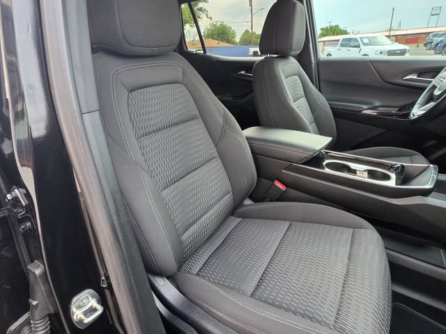 Used 2025 Chevrolet Equinox LT AWD/4WD image 34