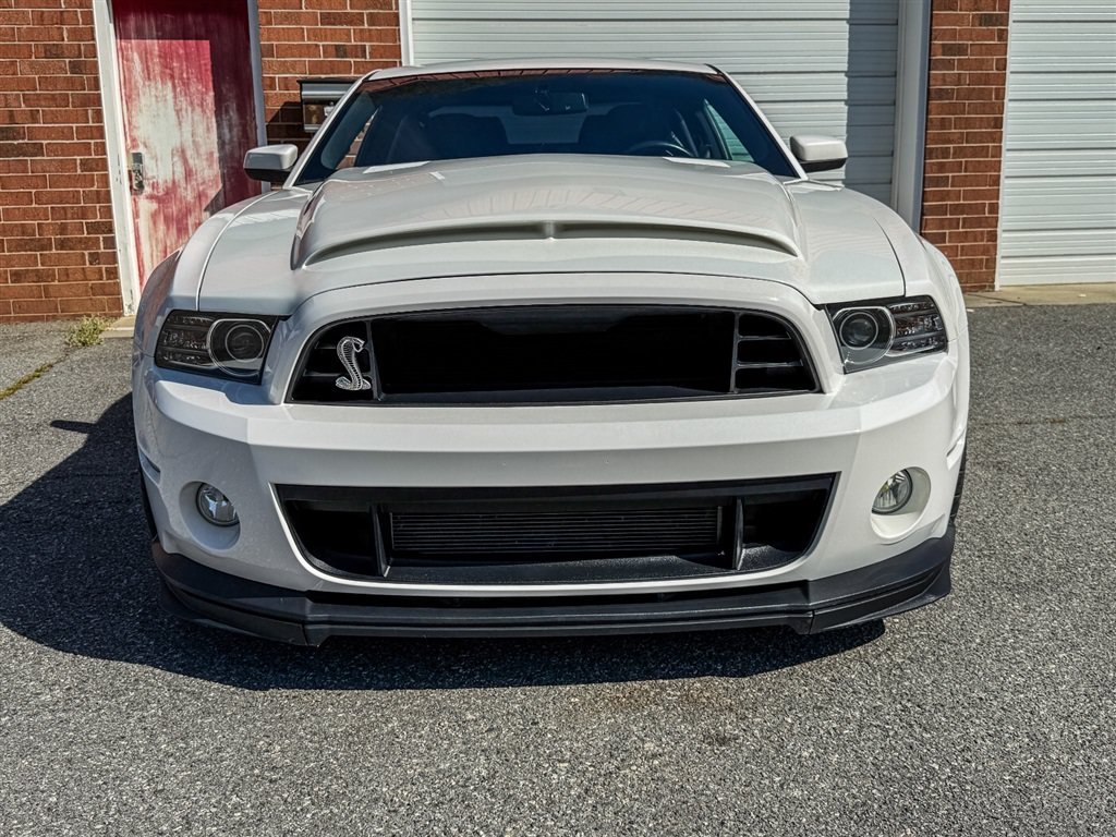 Used 2013 Ford Mustang Shelby GT500 RWD image 11