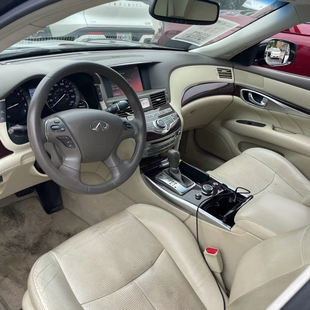 Used 2015 INFINITI Q70 3.7 AWD/4WD image 26