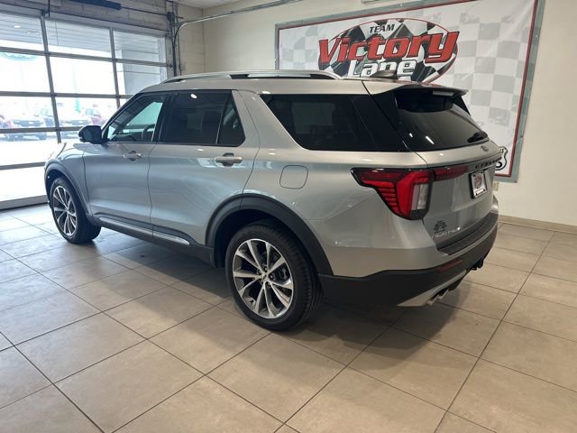 Used 2025 Ford Explorer Platinum w/ Ultimate Package AWD/4WD image 4