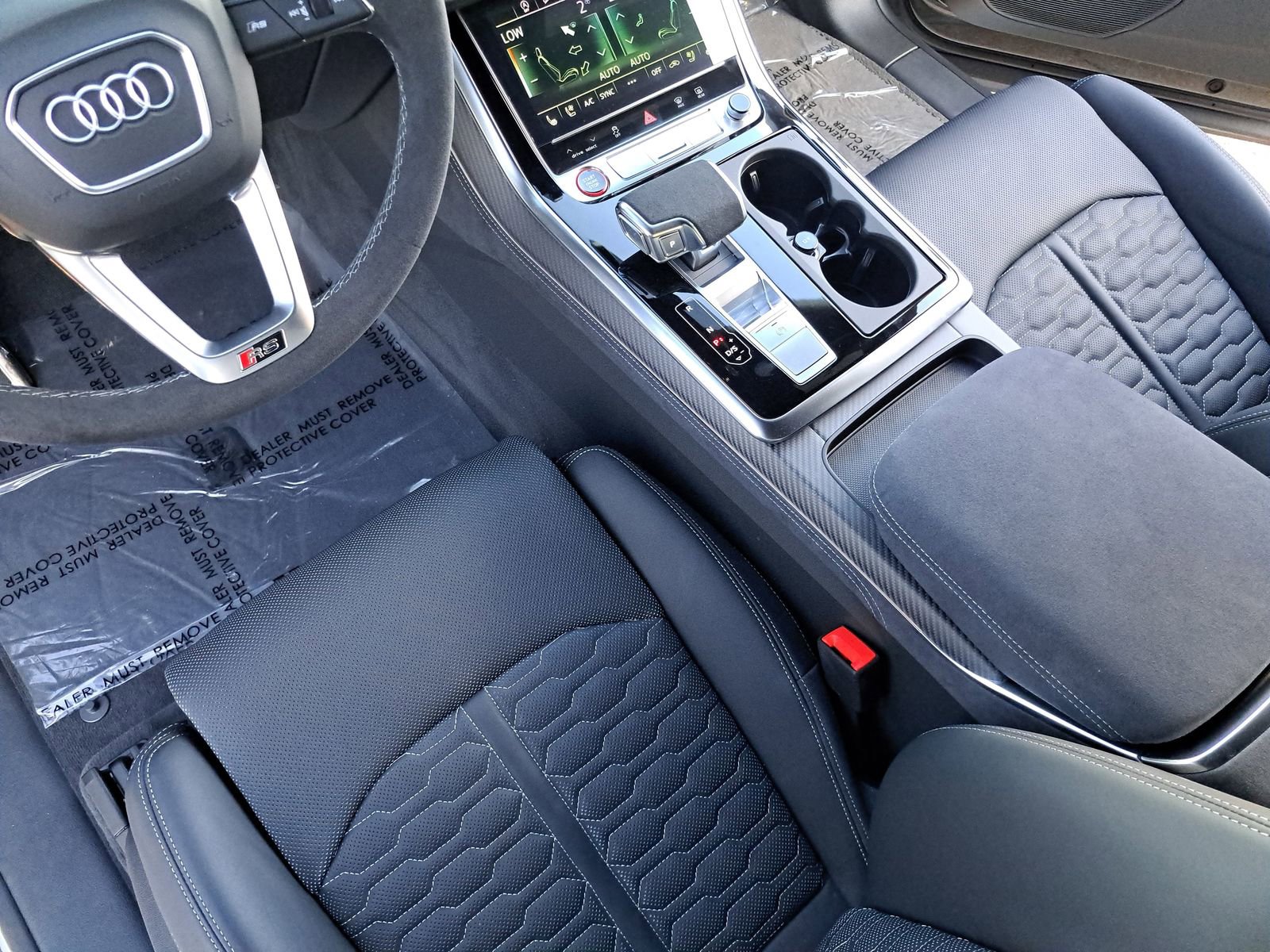 New 2025 Audi RS Q8 performance image 28