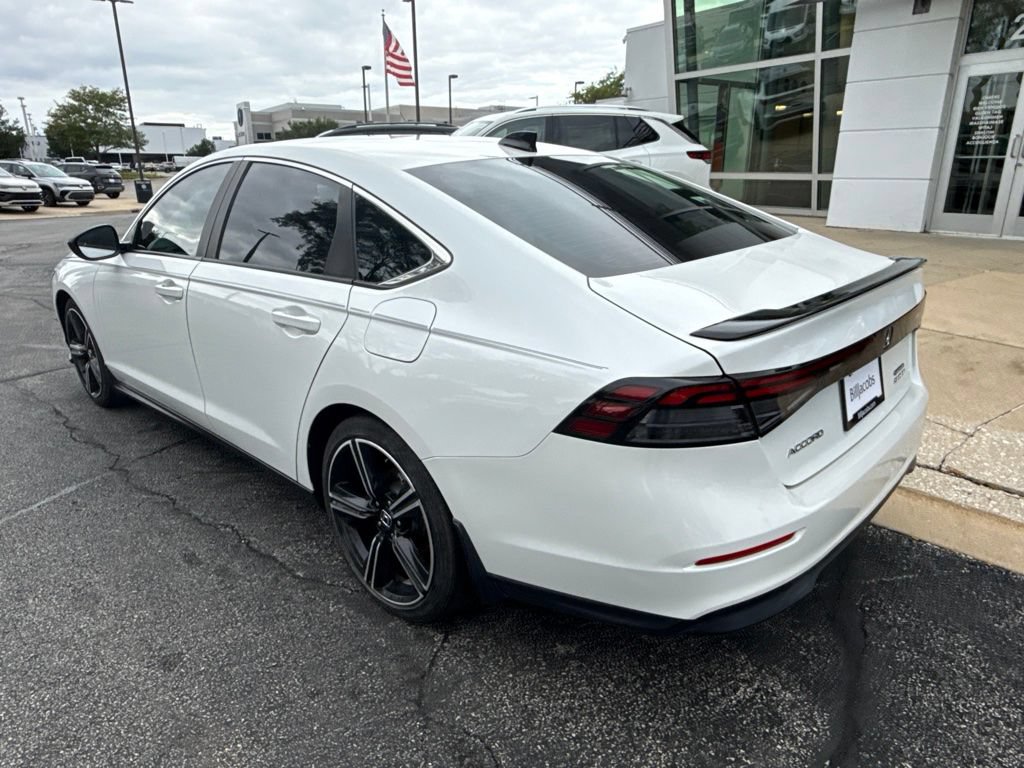 Used 2024 Honda Accord Sport image 4