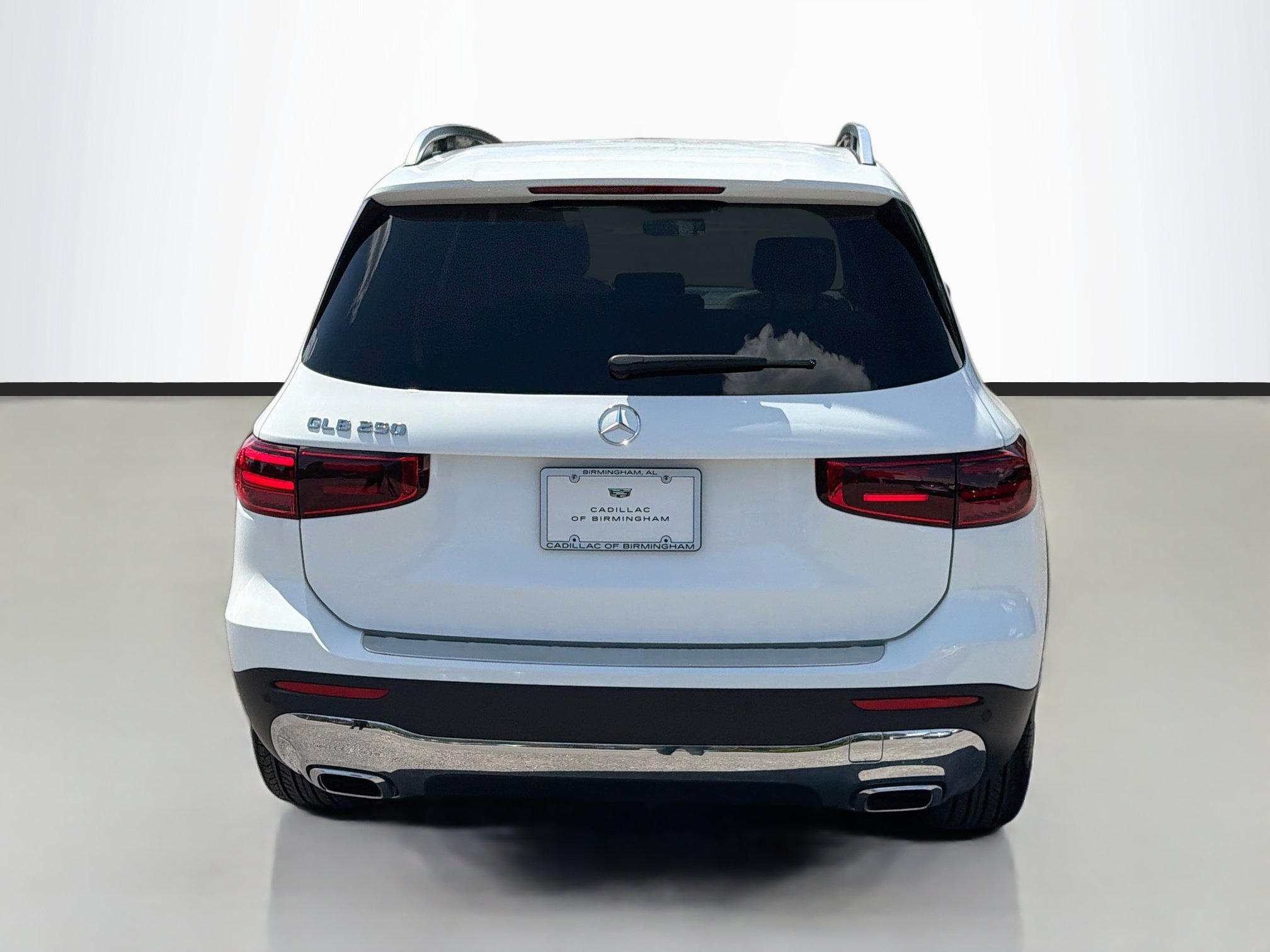 Used 2025 Mercedes-Benz GLB 250 image 6