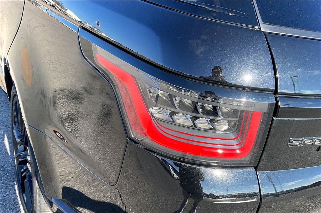 Used 2021 Land Rover Range Rover Sport HST image 31