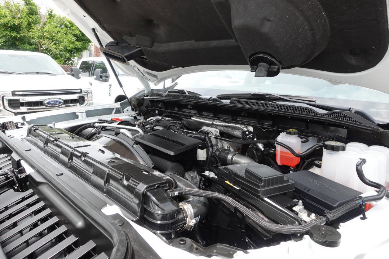 Used 2024 GMC Sierra 2500 Pro w/ Convenience Package image 56