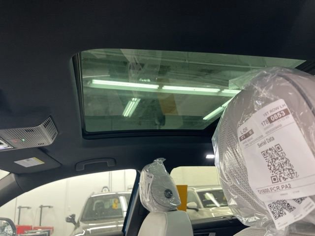 New 2025 Volkswagen Atlas Cross Sport SEL Premium R-Line image 18