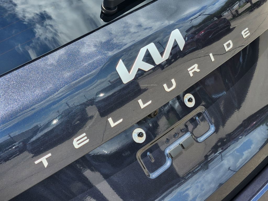 Used 2025 Kia Telluride SX FWD image 18