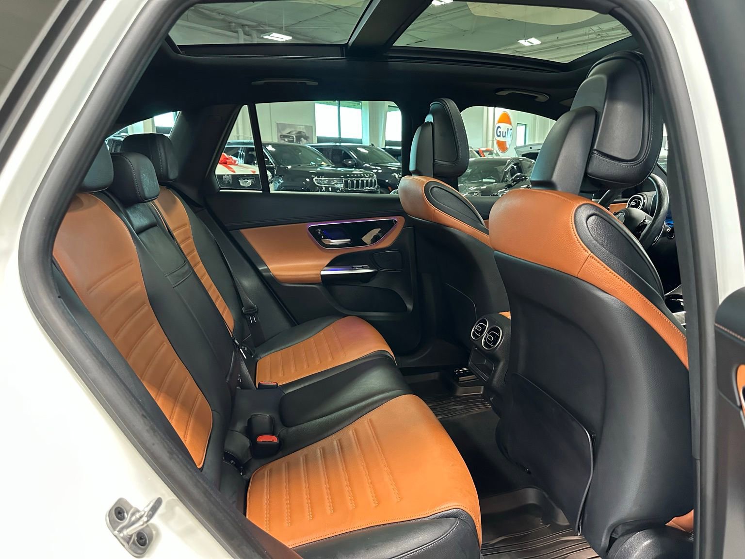 Used 2024 Mercedes-Benz GLC 43 AMG 4MATIC image 39