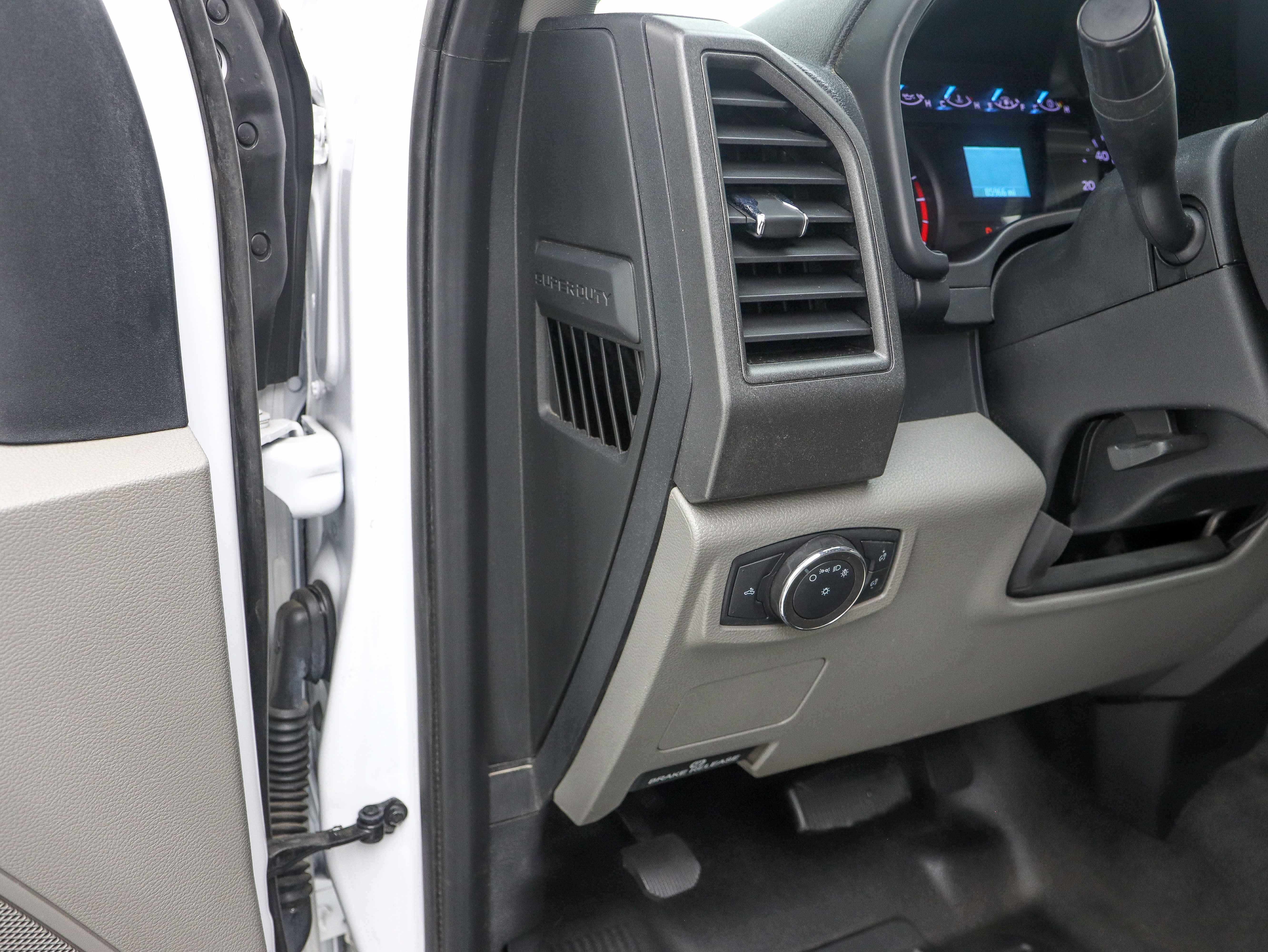 Used 2020 Ford F350 XL image 18