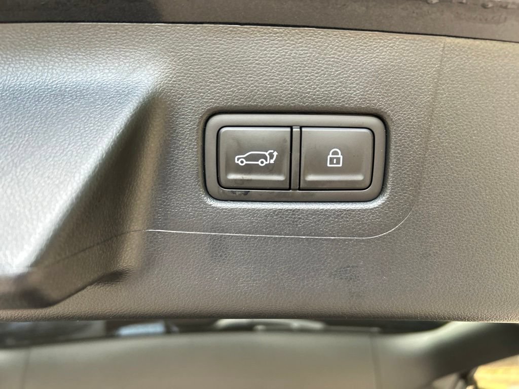 Used 2026 Hyundai Santa Fe SE AWD/4WD image 32