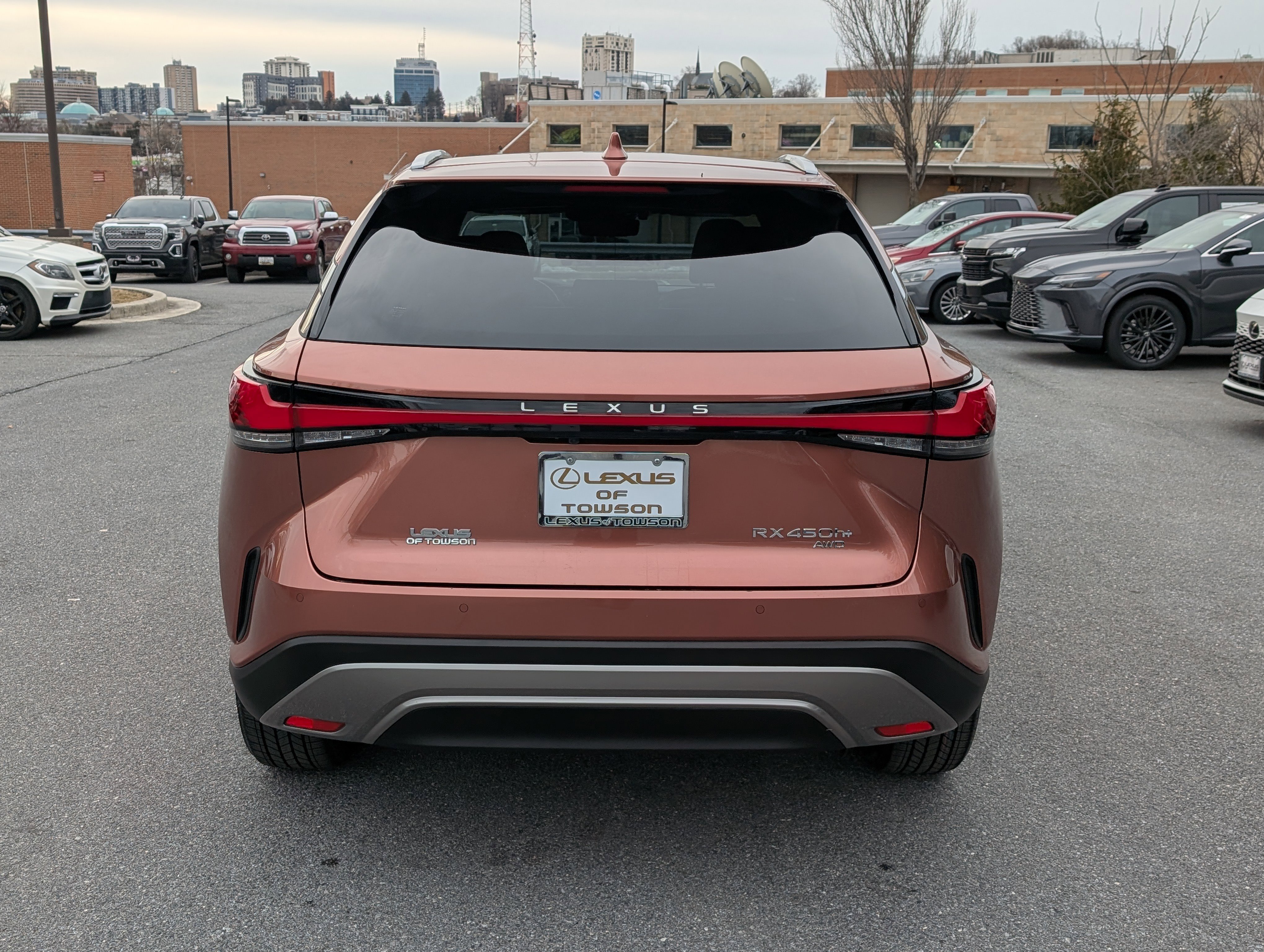 Certified 2025 Lexus RX 450h AWD w/ Convenience Package image 4