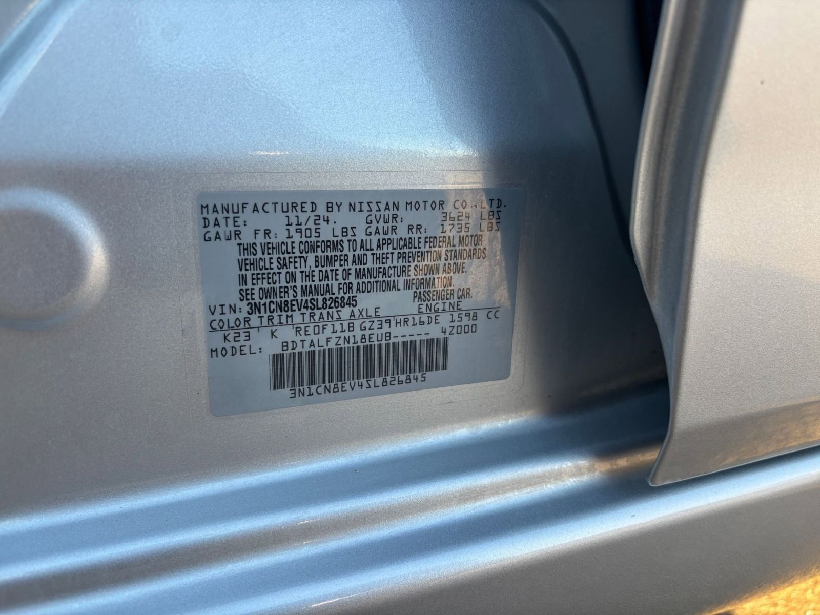 Used 2025 Nissan Versa SV image 27