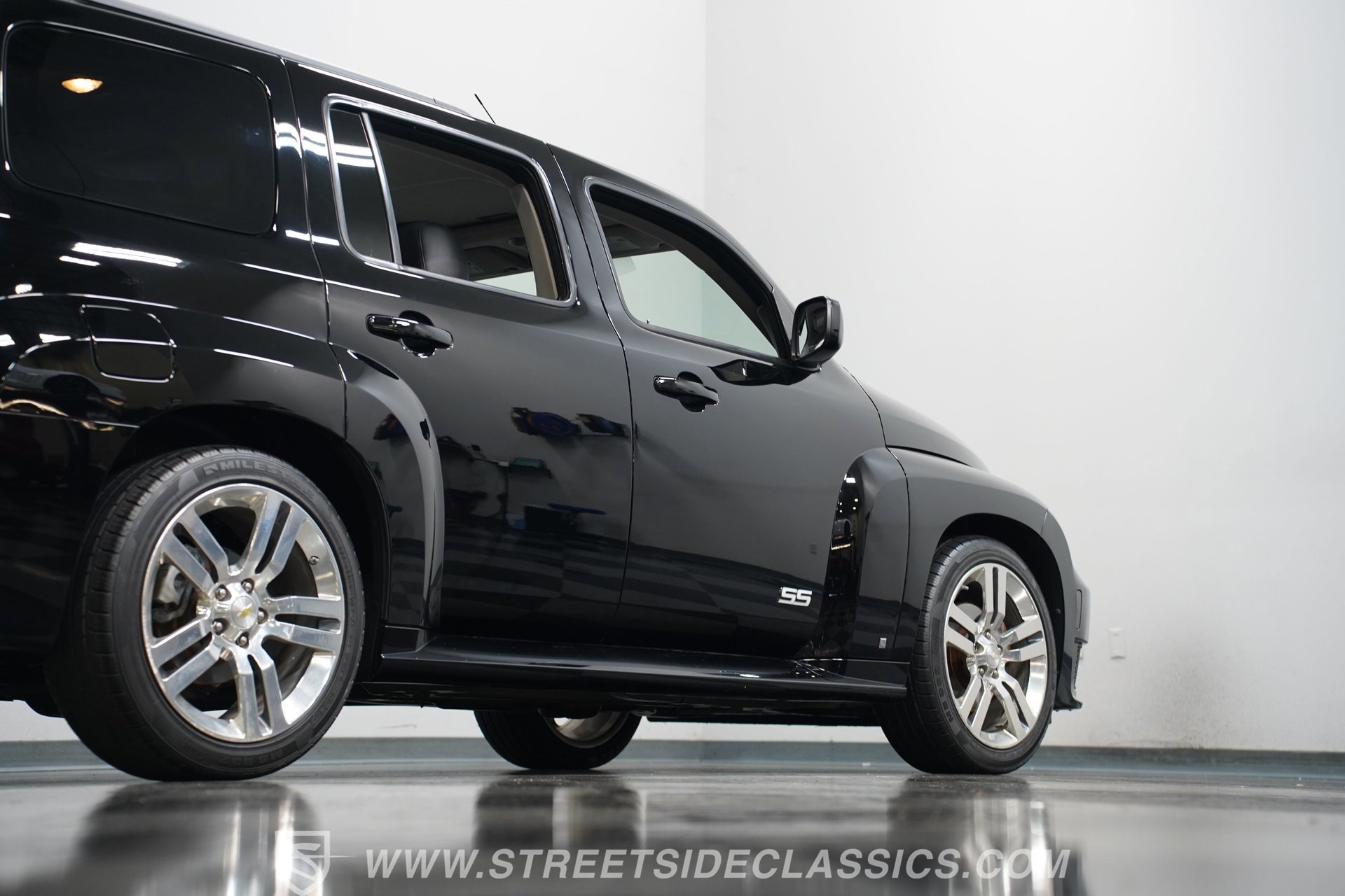 Used 2008 Chevrolet HHR SS FWD image 27