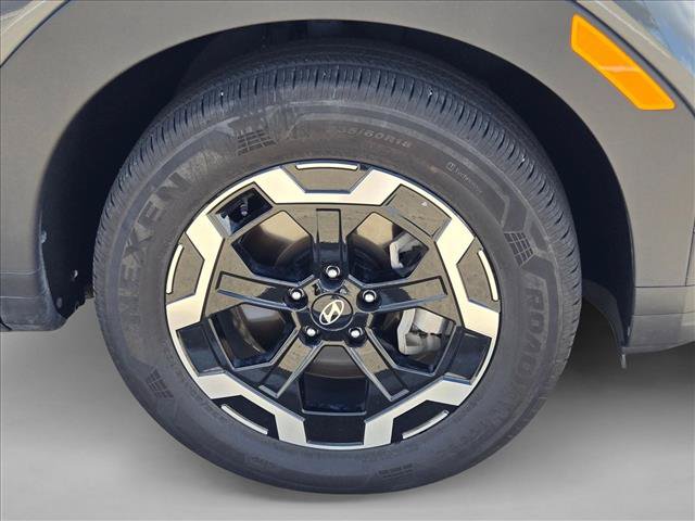 Used 2026 Hyundai Santa Fe SEL FWD image 21
