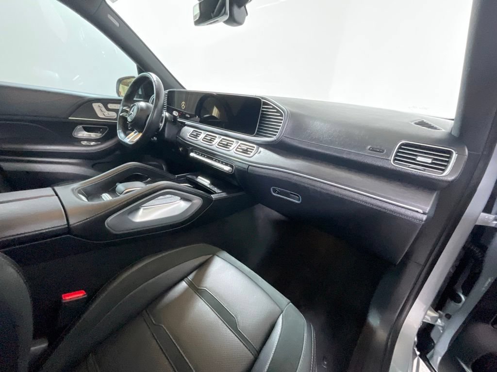 Used 2025 Mercedes-Benz GLE 53 AMG 4MATIC image 26