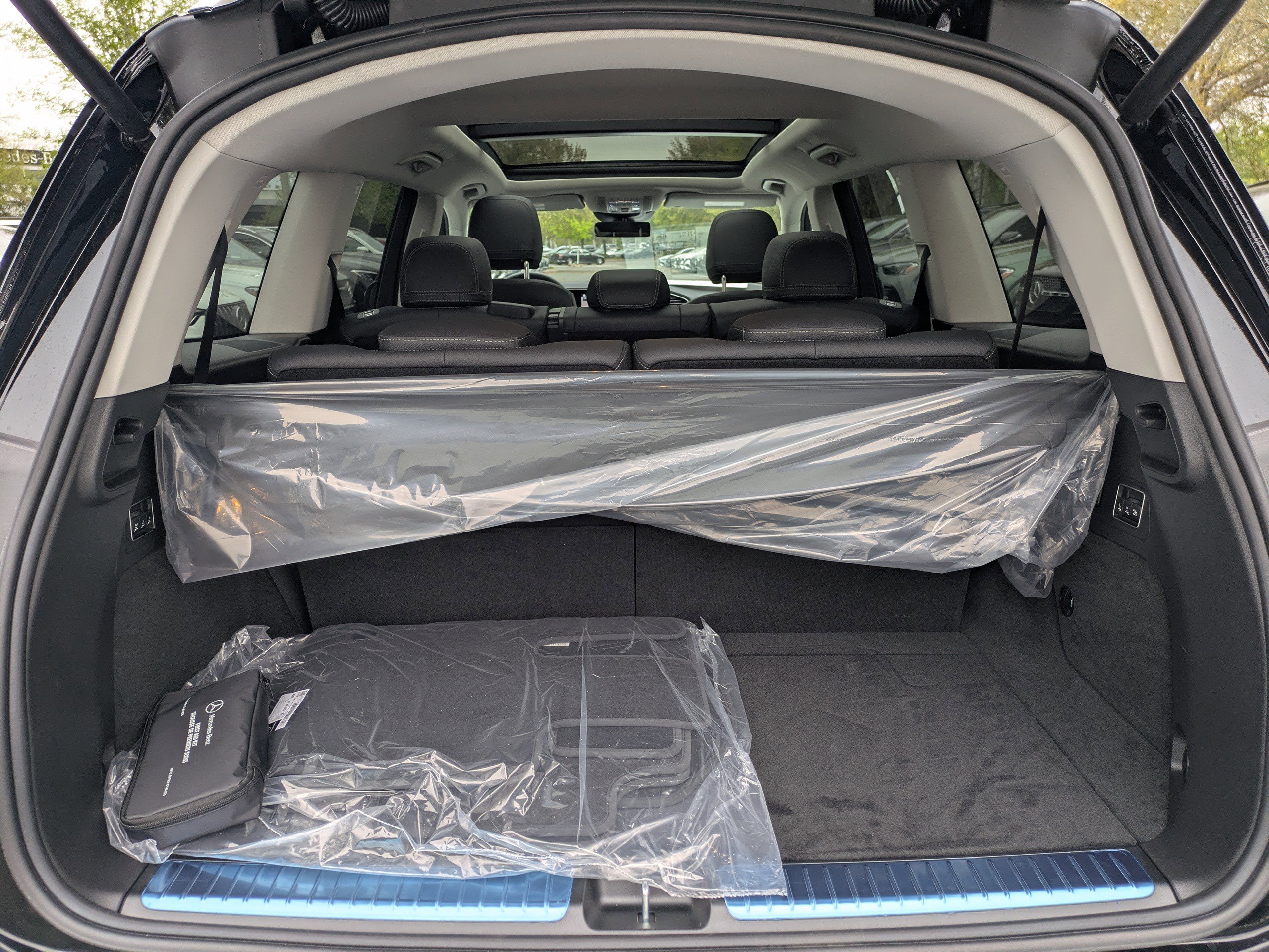 New 2026 Mercedes-Benz GLS 450 4MATIC image 13