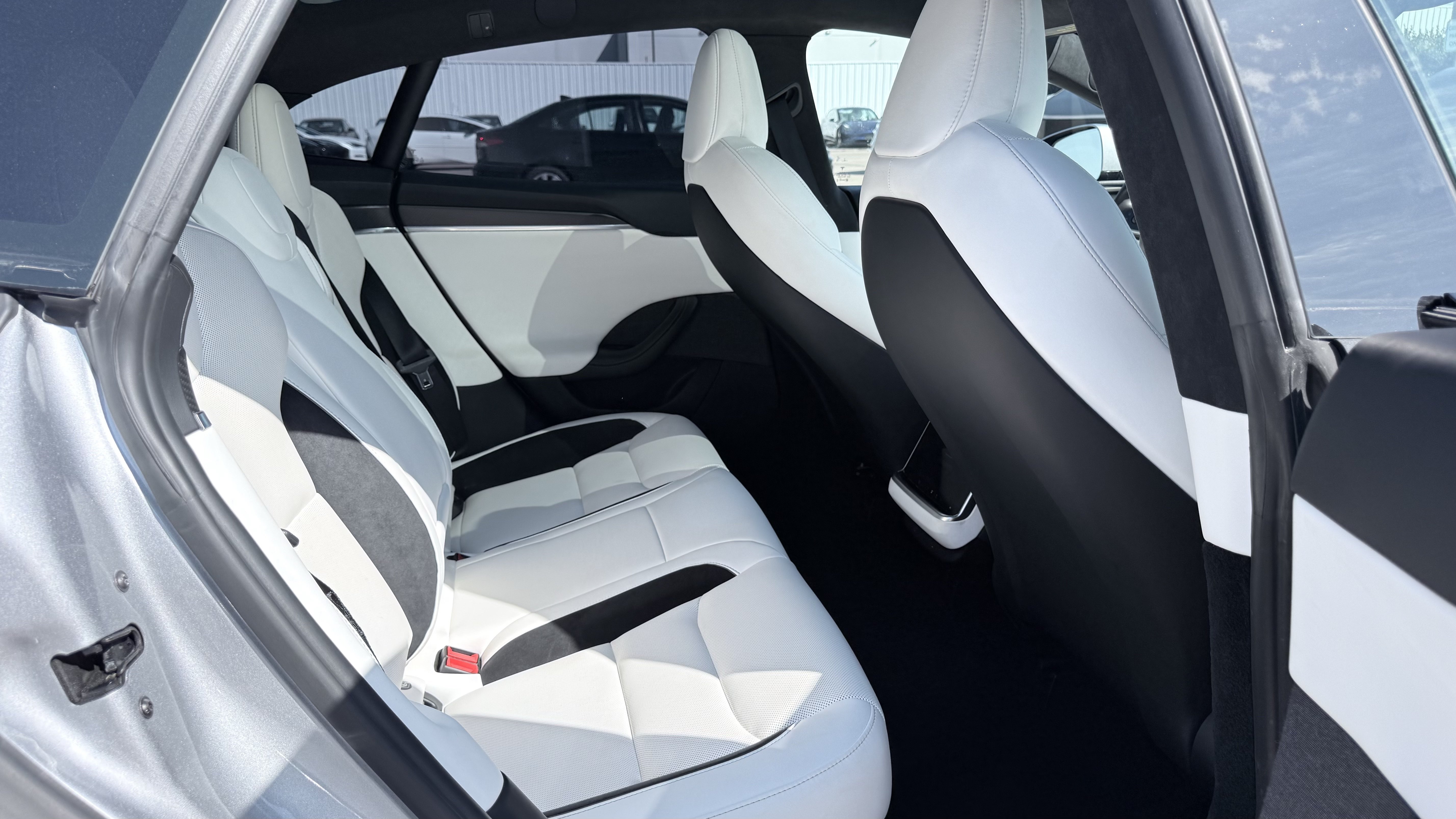 Used 2024 Tesla Model S Plaid AWD/4WD image 35
