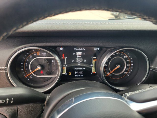 Used 2019 Jeep Wrangler Unlimited Sahara w/ Quick Order Package 24M Moab AWD/4WD image 16