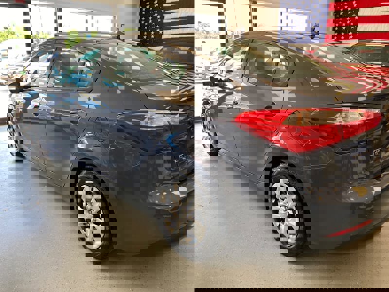 Used 2016 Kia Forte LX image 5