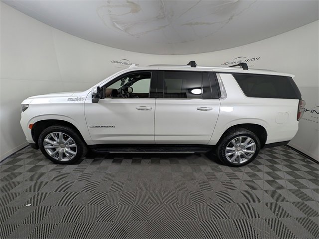 Used 2021 Chevrolet Suburban High Country image 2