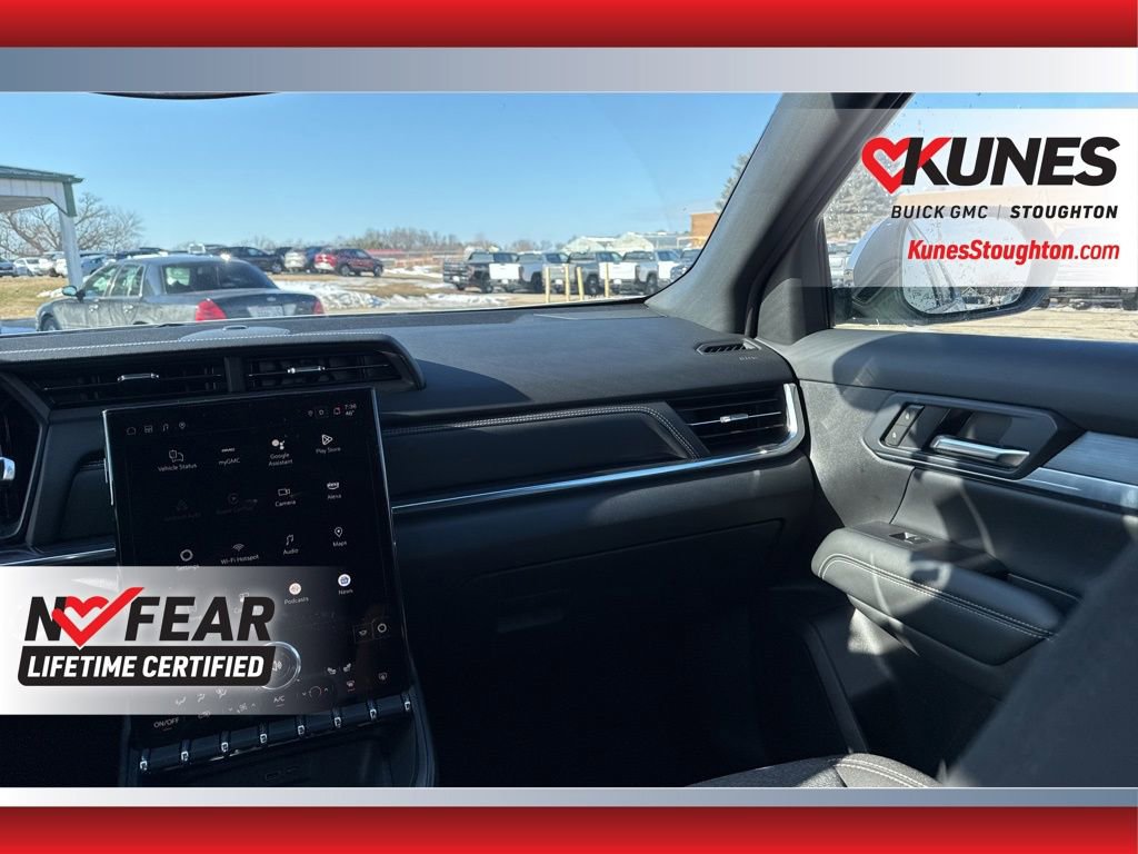 Used 2025 GMC Terrain Elevation image 42
