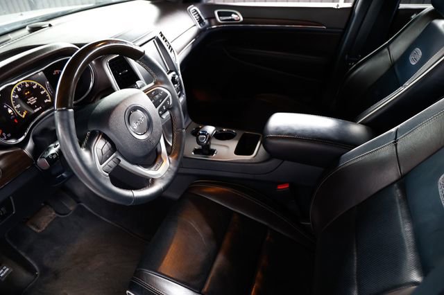 Used 2014 Jeep Grand Cherokee Overland w/ Advanced Technology Group image 9