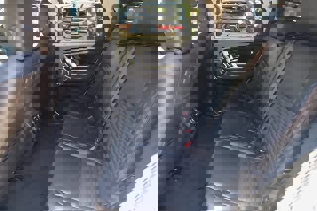 New 2024 Land Rover Discovery Sport S image 18