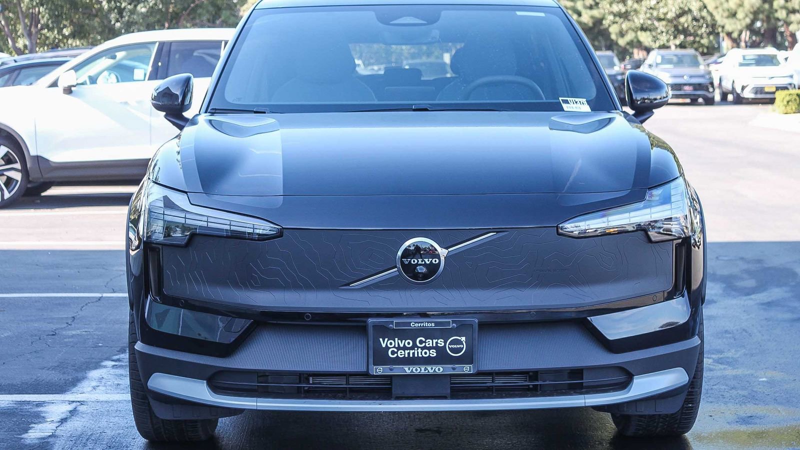 New 2026 Volvo EX30 Cross Country Ultra w/ Protection Package Premier AWD/4WD image 2