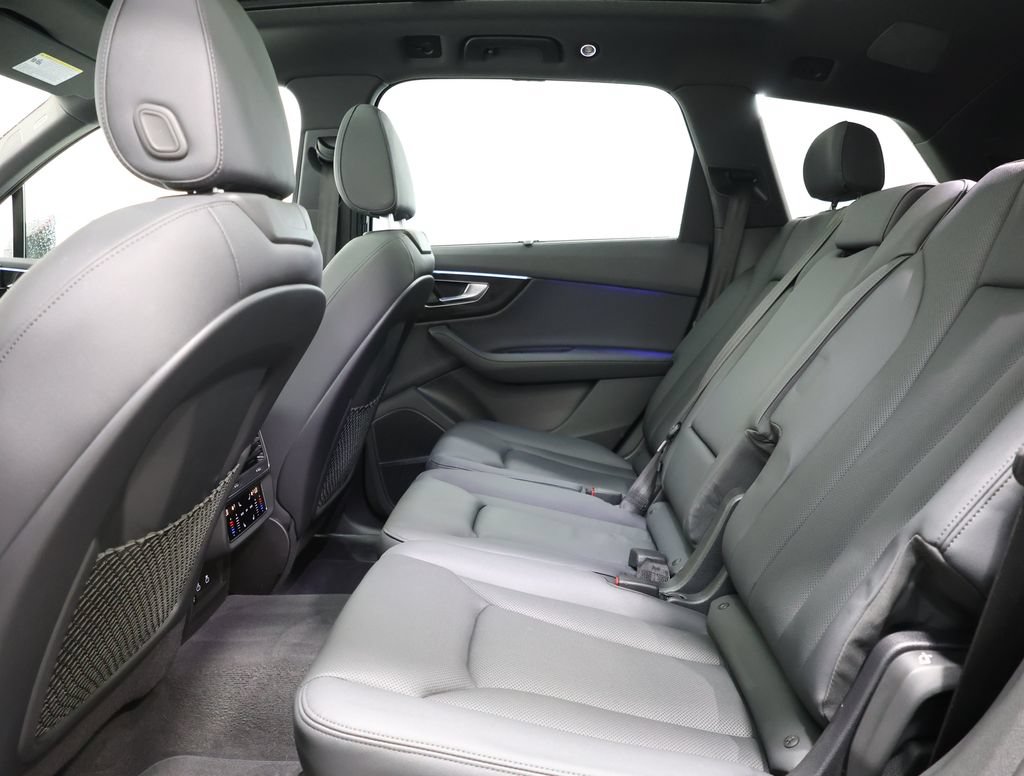 Certified 2024 Audi Q7 3.0T Prestige AWD/4WD image 27