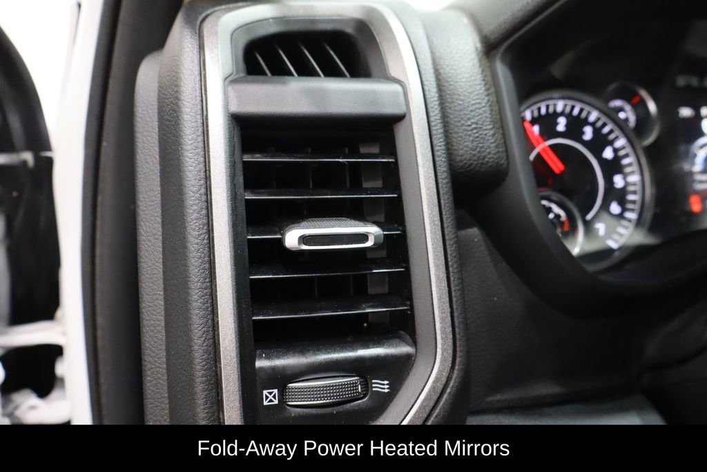Used 2020 RAM 2500 Tradesman w/ Chrome Appearance Group AWD/4WD image 14