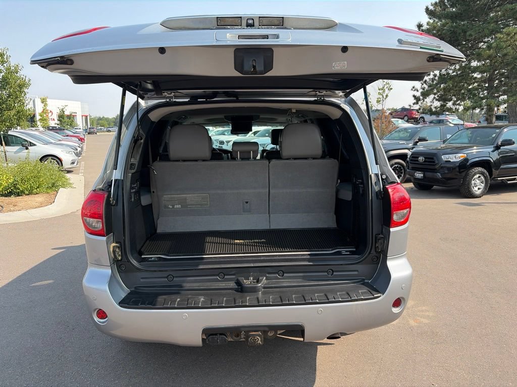 Used 2012 Toyota Sequoia Platinum AWD/4WD image 17