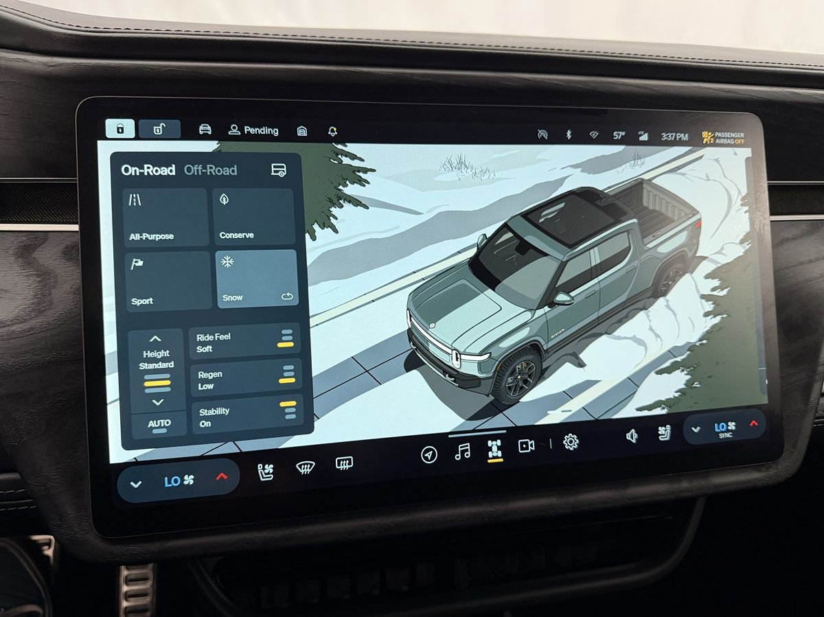 Used 2022 Rivian R1T Launch Edition image 33