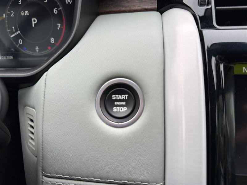 Used 2019 Land Rover Discovery HSE Luxury image 25