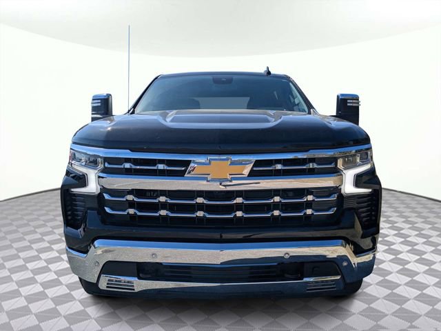 Used 2025 Chevrolet Silverado 1500 LTZ image 8