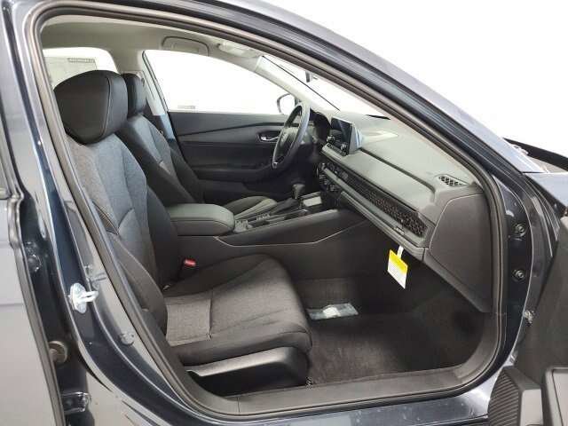 Used 2024 Honda Accord LX image 9
