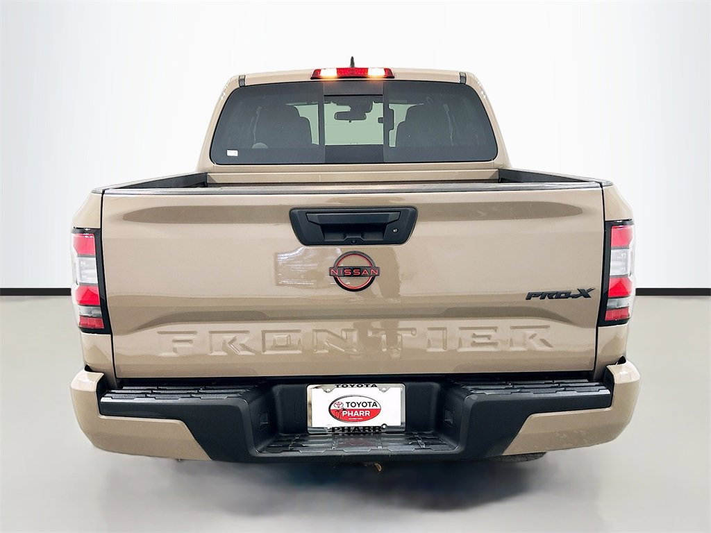 Used 2024 Nissan Frontier Pro-X image 5