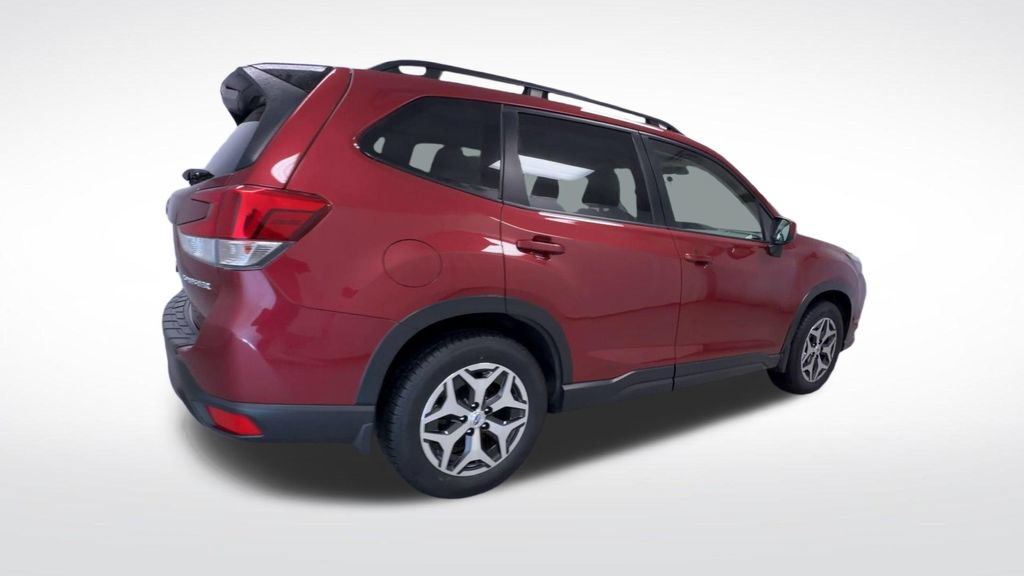 Used 2024 Subaru Forester Premium AWD/4WD image 8