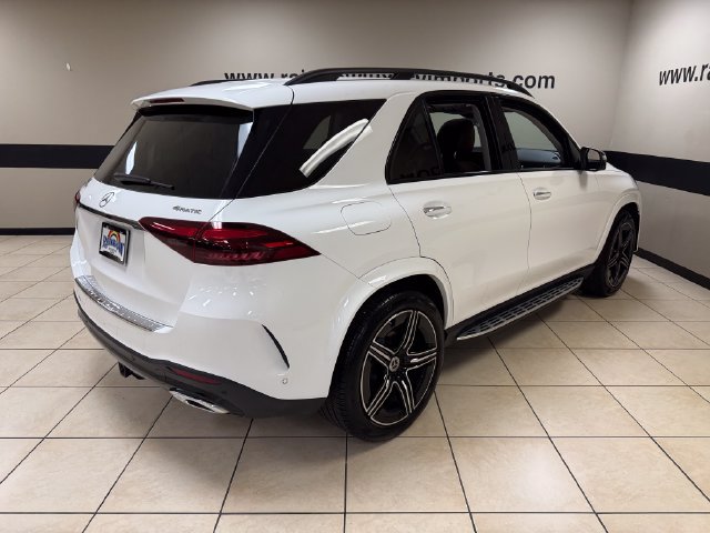 Used 2025 Mercedes-Benz GLE 350 4MATIC w/ AMG Line Exterior image 6