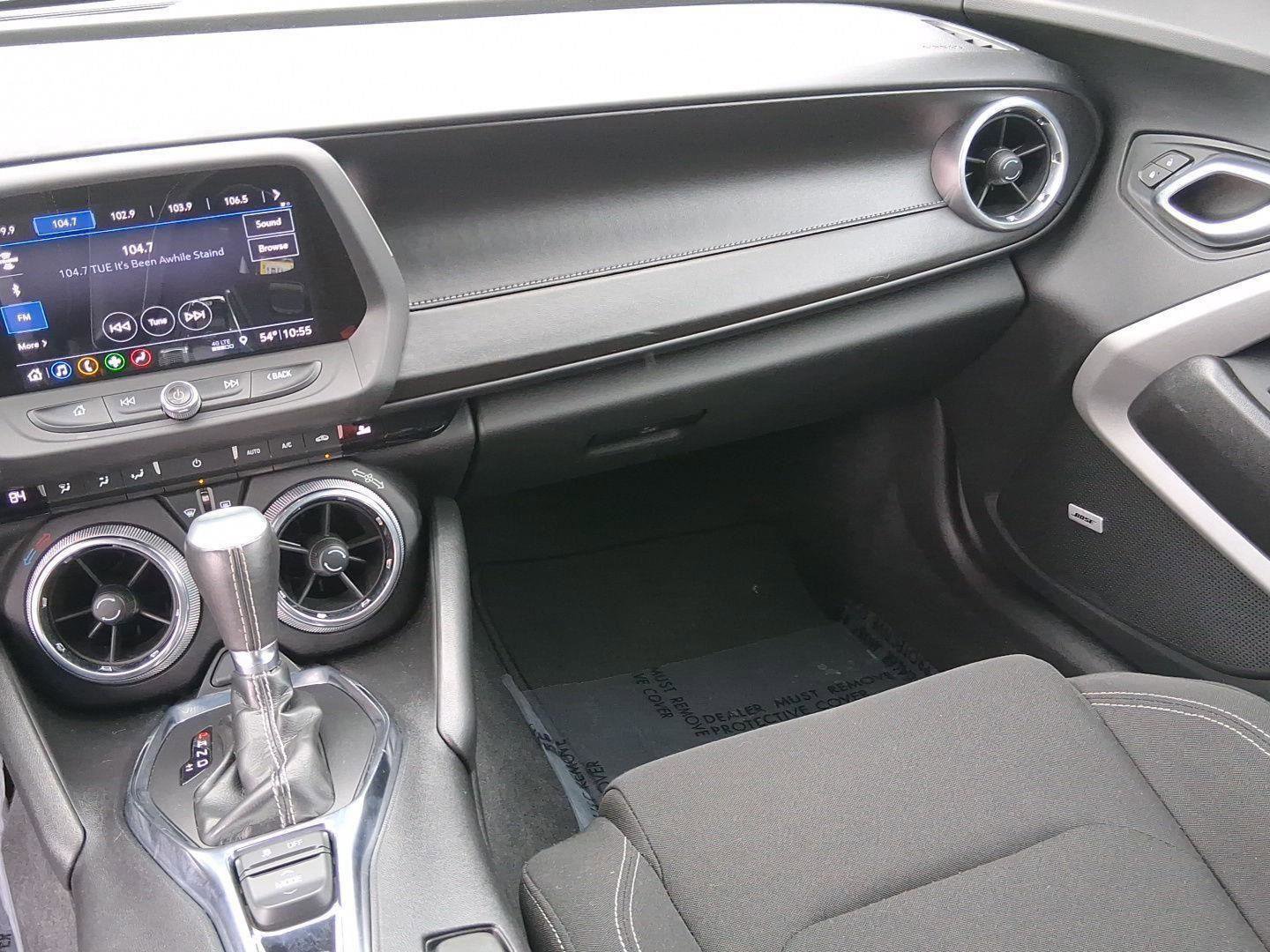 Used 2019 Chevrolet Camaro LT w/ Technology Package image 15