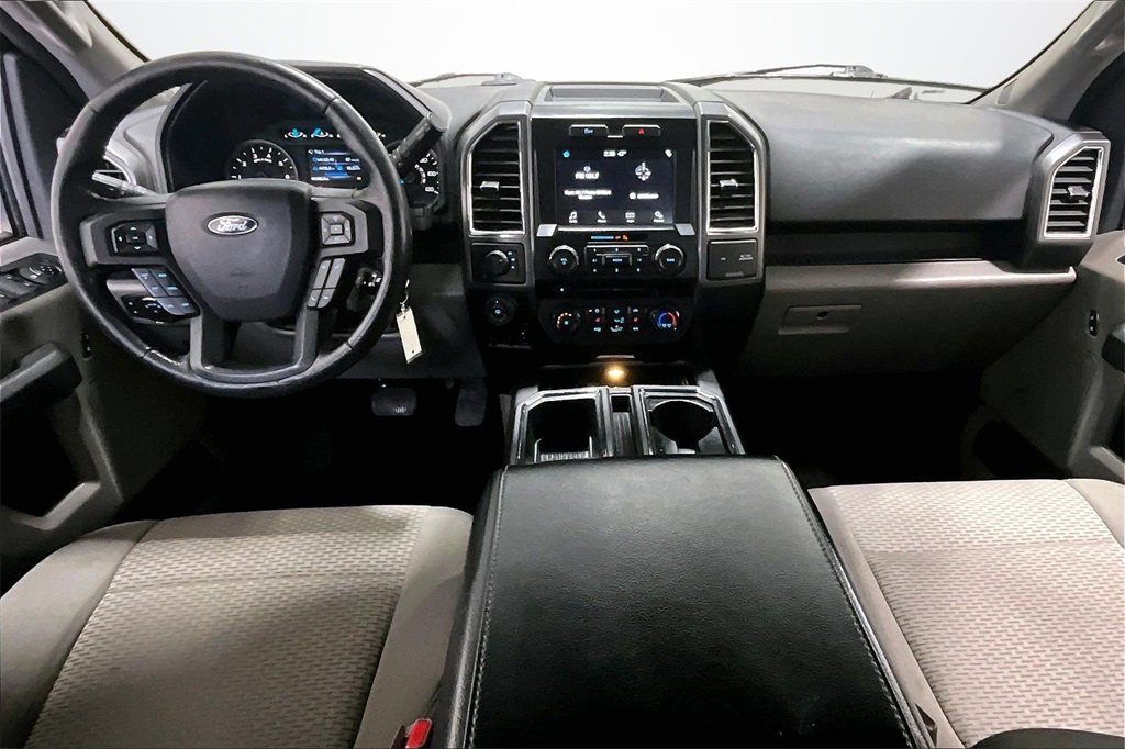 Used 2016 Ford F150 XLT w/ Equipment Group 302A Luxury image 8