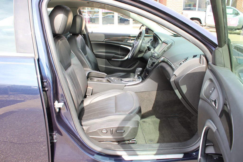 Used 2015 Buick Regal Premium w/ Experience Buick Package FWD image 39