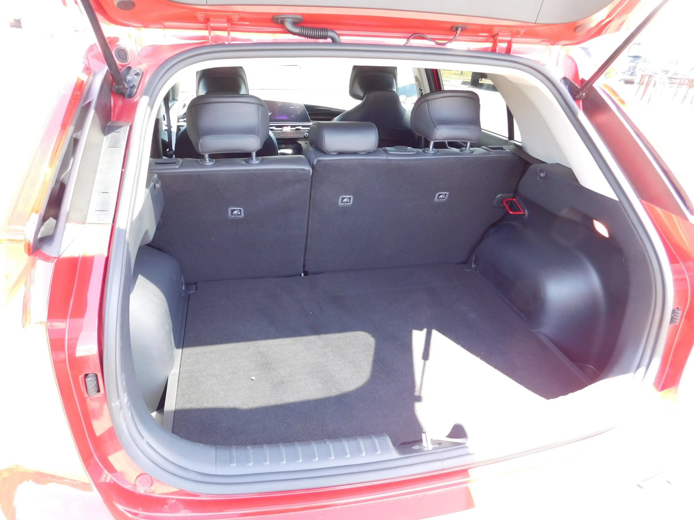 Used 2023 Kia Niro EX FWD image 7