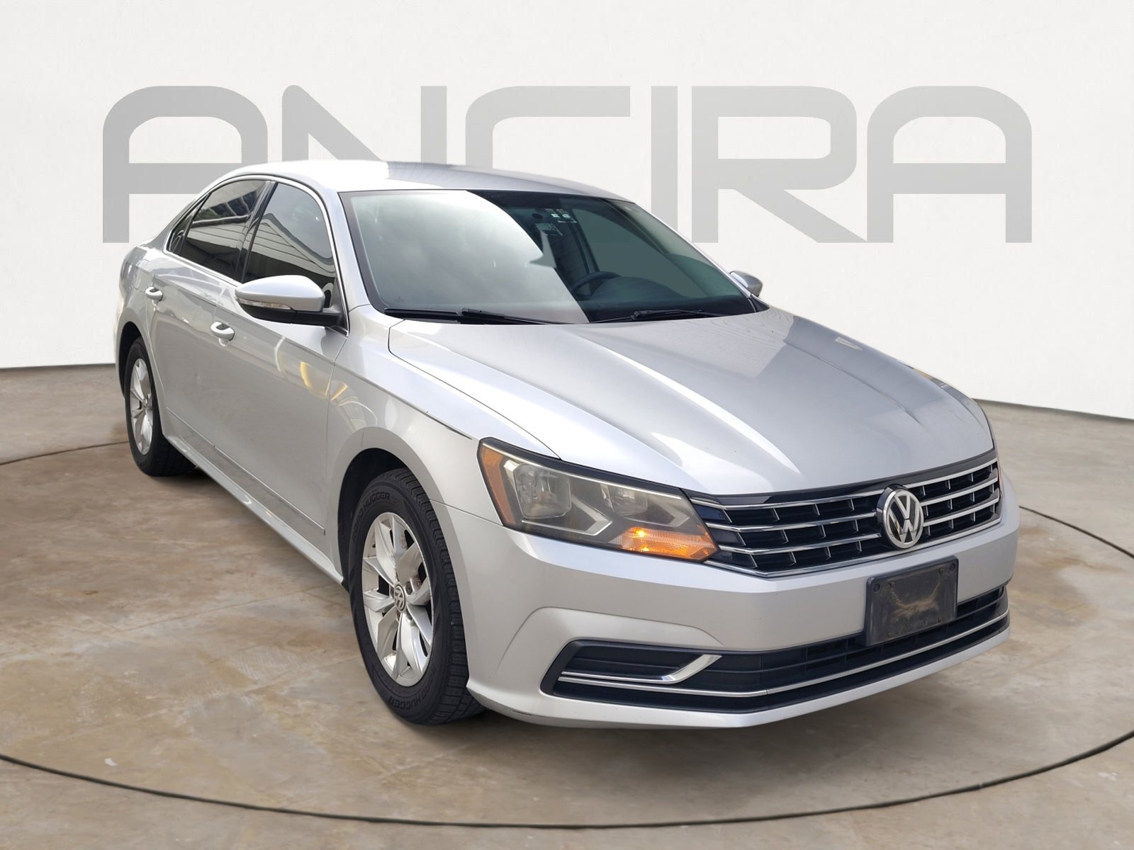 Used 2017 Volkswagen Passat 1.8T S FWD image 4