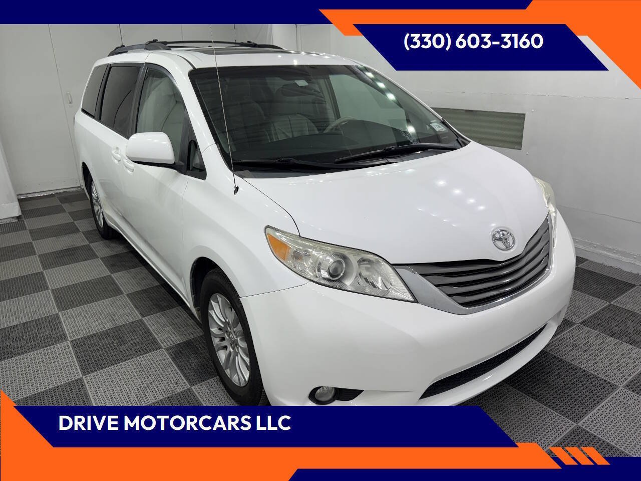 Used 2011 Toyota Sienna XLE FWD image 1