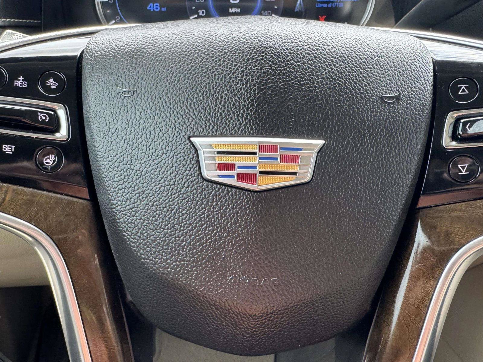 Used 2020 Cadillac Escalade Premium Luxury AWD/4WD image 28