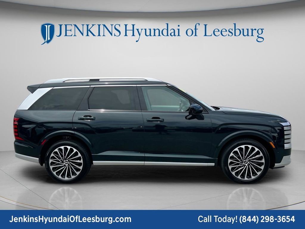 Certified 2026 Hyundai Palisade Calligraphy FWD image 3